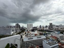 Arc 380 (D8), Office #572565151